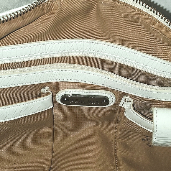 Perlina. Hobo style handbag,  ivory with light brown interior - Picture 8 of 9